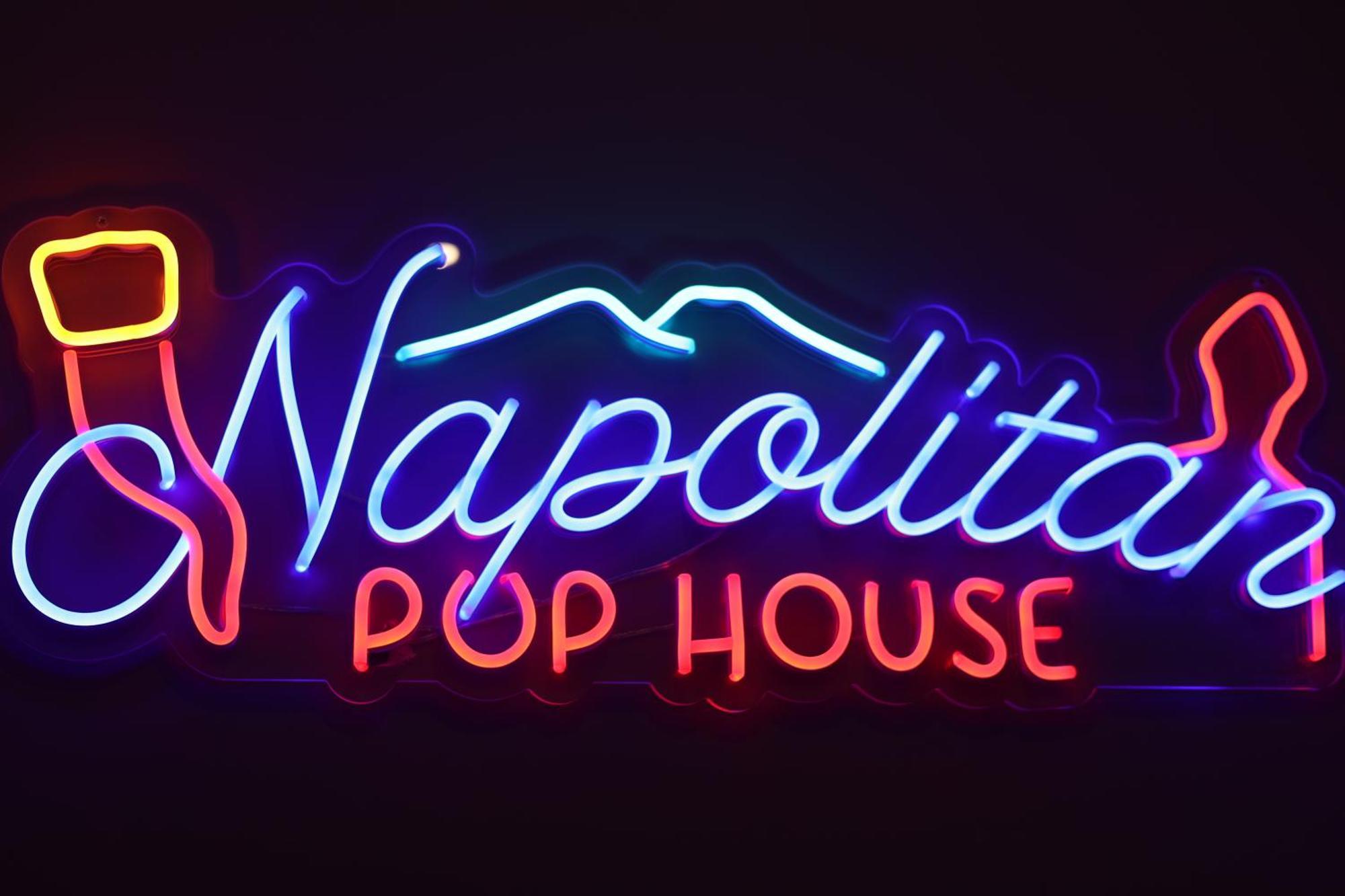 Napolitan Pop House Panzió Kültér fotó
